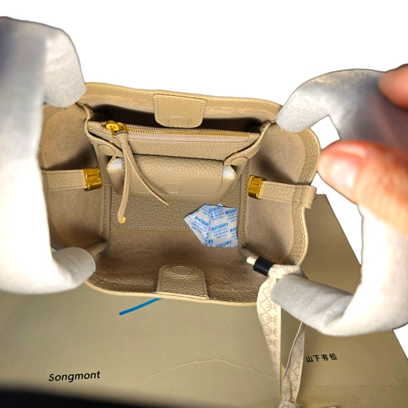 Songmont Small Song Bag Cream Apricot With Crossbody Strap & Detachable Wallet - Picture 6 of 13